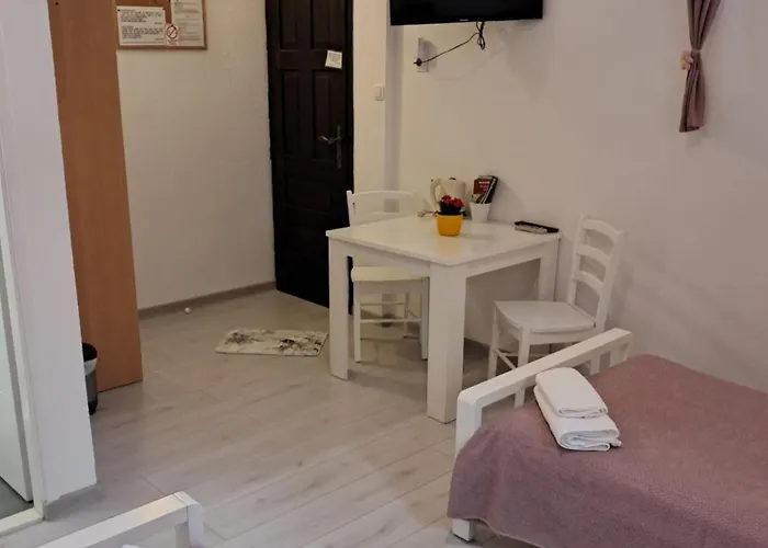 Gostinjska kuća Summer Bay 3*