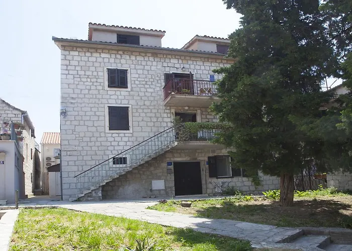 Gostinjska kuća Summer Bay 3*