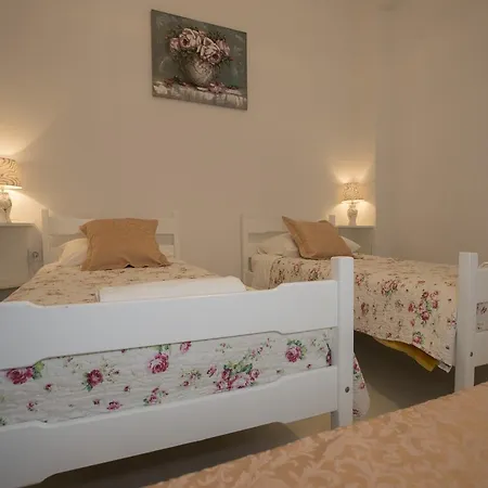 Summer Bay Guest house Split