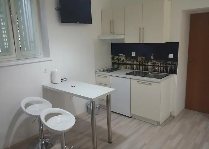 Summer Bay Guest house Split